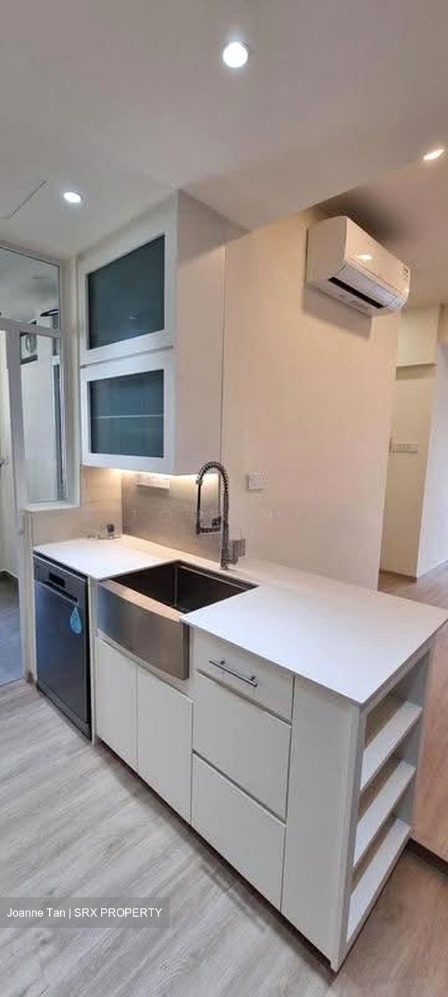 Sherwood Condo (D21), Condominium #639064991
